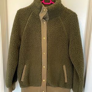 Merokeety Forest Green XS Sherpa Jacket. Excellent Condition.